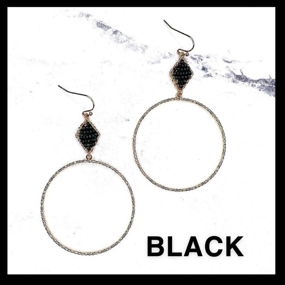 🆕🖤MESTIERE: BLACK Seed Bead Diamond Shaped Earrings